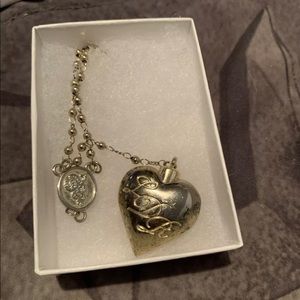 *SOLD* Rare Lana del rey rosary necklace